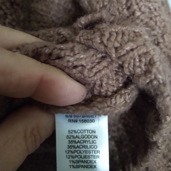 Women's tan drop sleeve, cropped , comfy sweater.M. - Picture 4 of 7